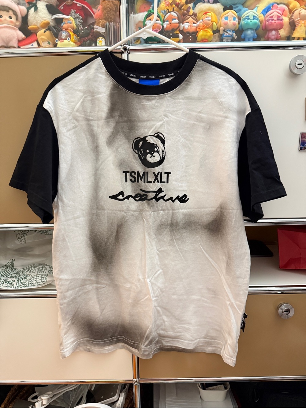 Creative Men’s Black & White Short-Sleeve Tee